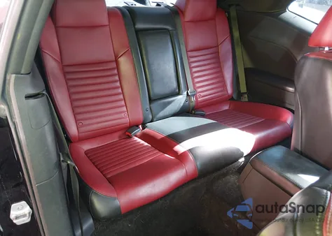 2013 Dodge Challenger R/T Plus z USA, uszkodzony, nr VIN 2C3CDYBT6DH728807